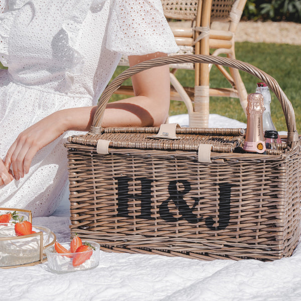 Personalised Two Person Picnic Basket - The Colourful Garden Company
