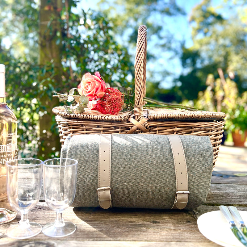 Two Person Oval Butterfly Lidded Picnic Basket