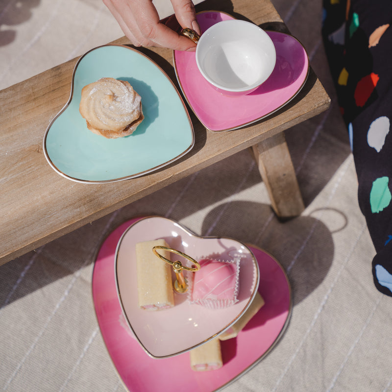 Cake heart stand and four heart plates - The Colourful Garden Company